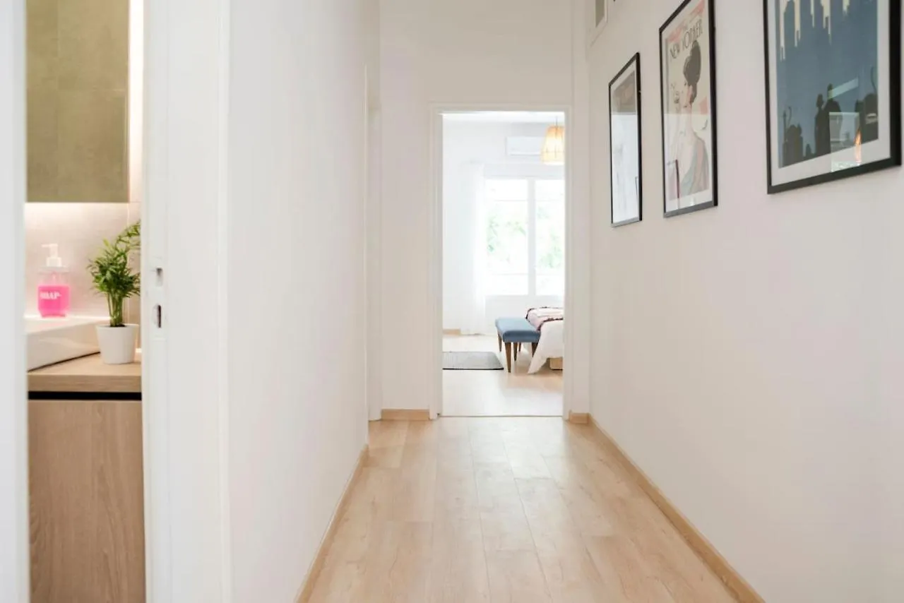 Trendy 3Bdr Apartment In Mar Mikhael Beirut